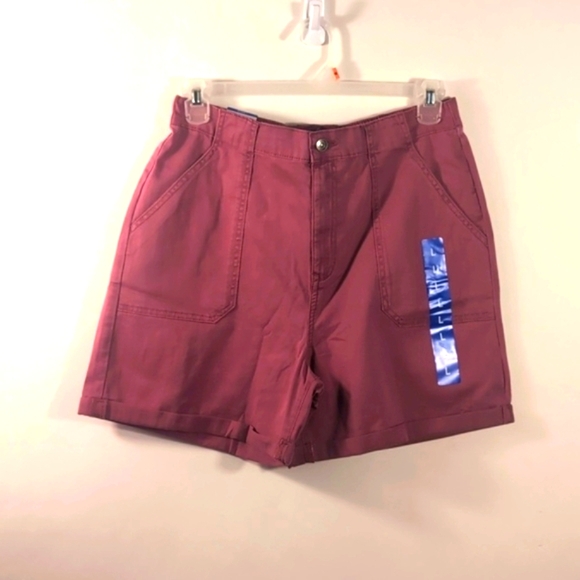 Gloria Vanderbilt Pants - NWT Gloria Vanderbilt Utility Cargo Shorts Light Maroon Size Large | Stretch